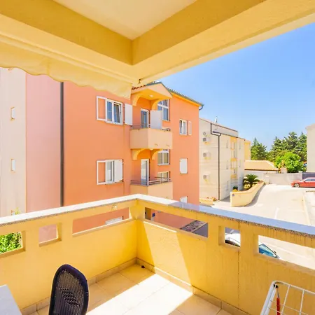 Karchna Erica Central Location In Countyside With Large Barbecue Area Novalja Room photo